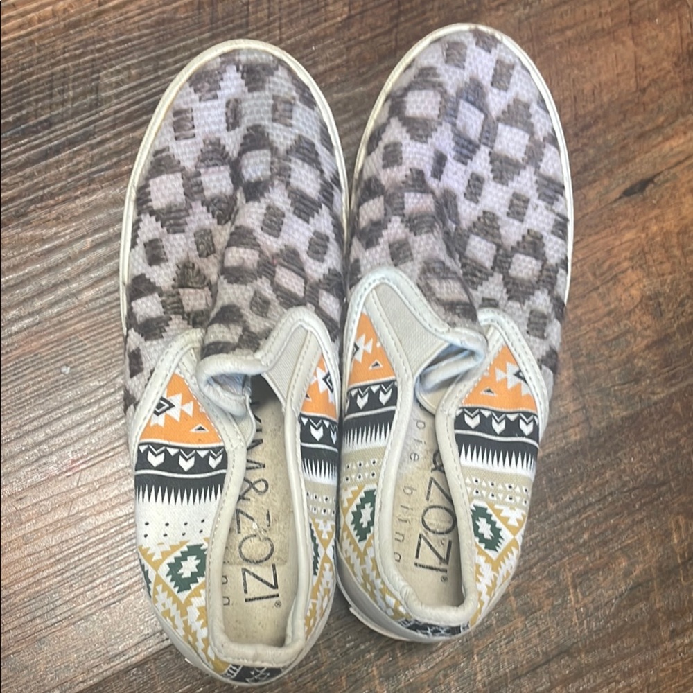 Kim & Zozi Women's Slip-On Sneakers - Gray and Orange